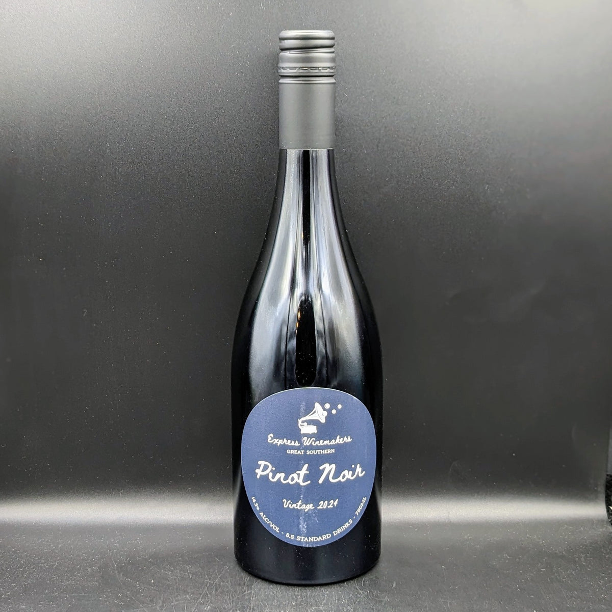 Express Winemakers Pinot Noir 750ml