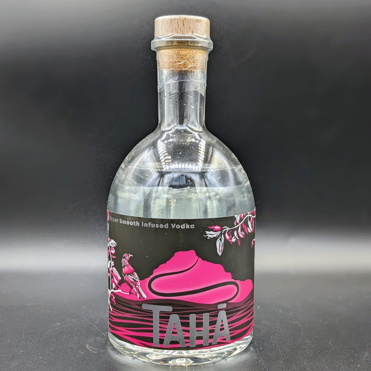 Taha Super Smooth Vodka 700ml