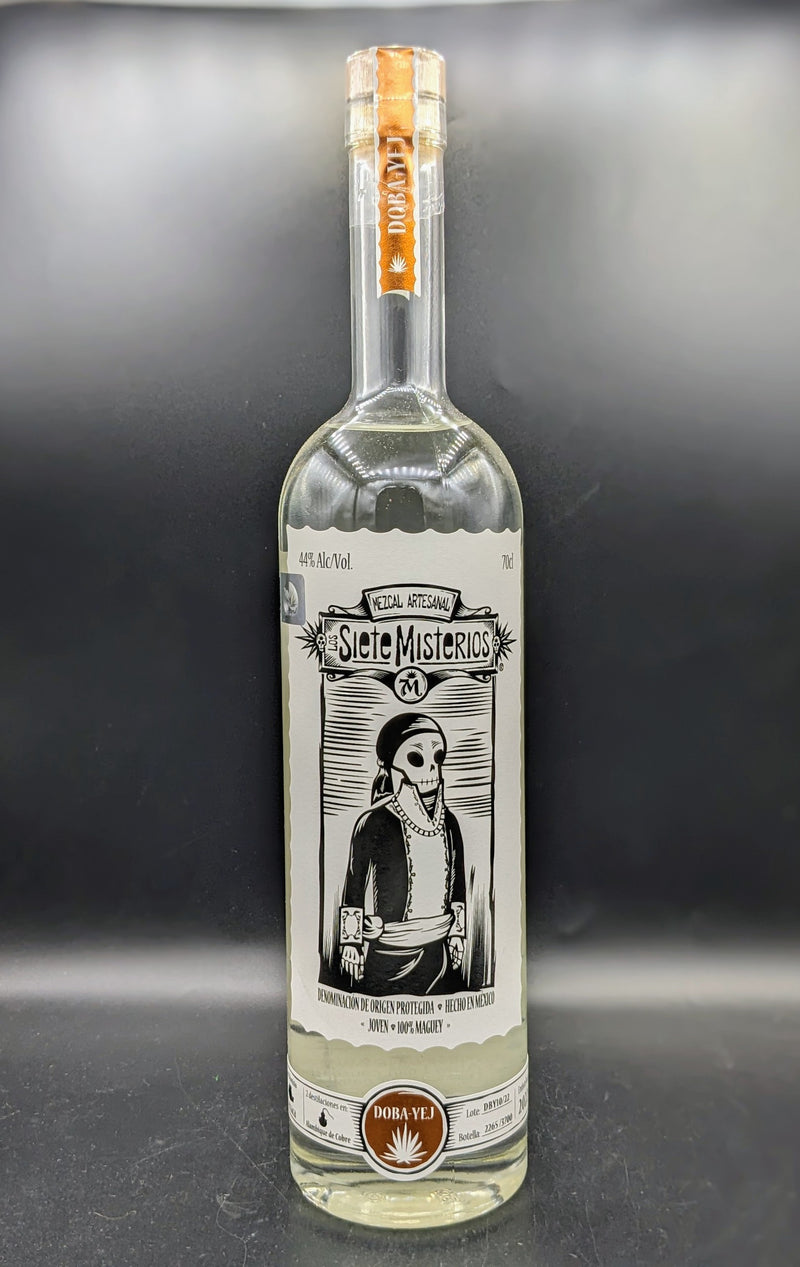 Los Siete Misterios Doba-Yej Mezcal